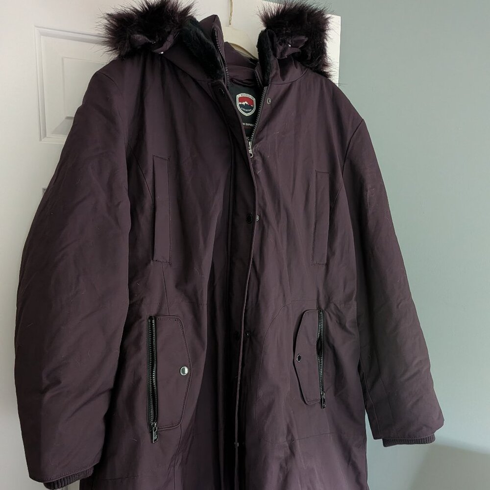 1 Madison Expedition Cozy long Winter Coat w/hood -2X -Deep Burgundy NWOT